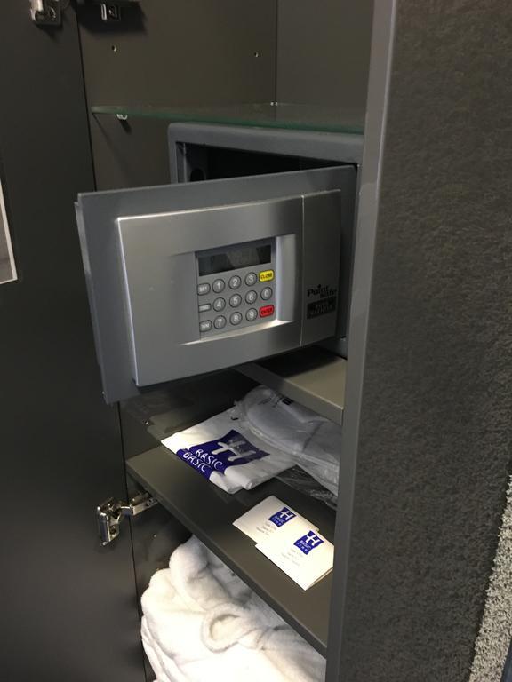赫尔曼酒店 凯撒斯劳滕 外观 照片