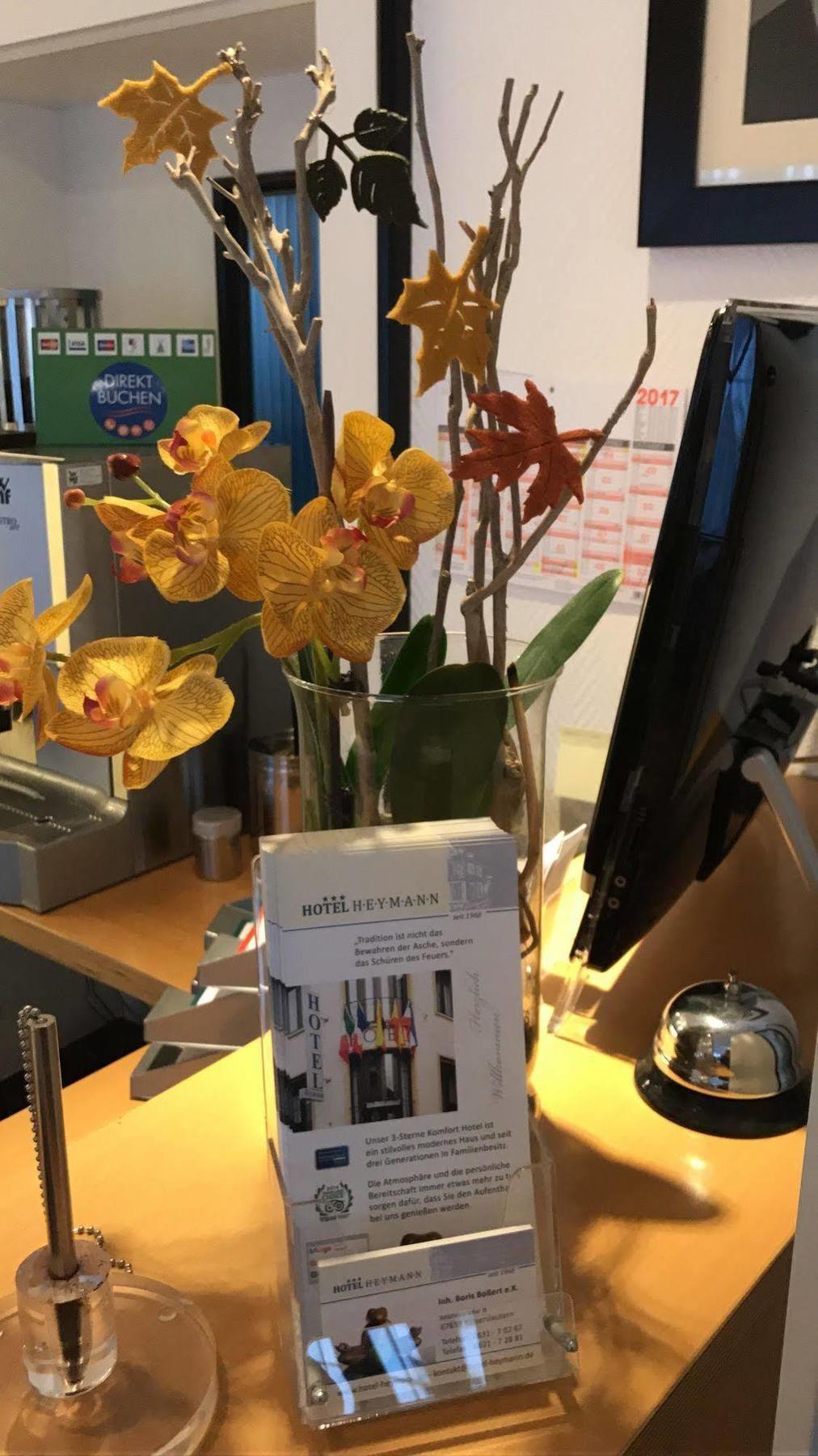 赫尔曼酒店 凯撒斯劳滕 外观 照片